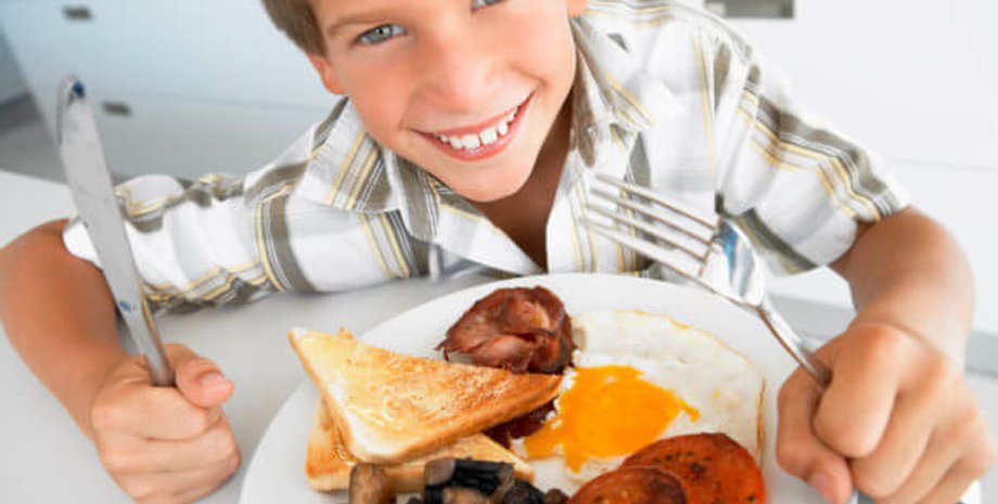 детский завтрак, завтрак, ребенок, дети, яичница, тост