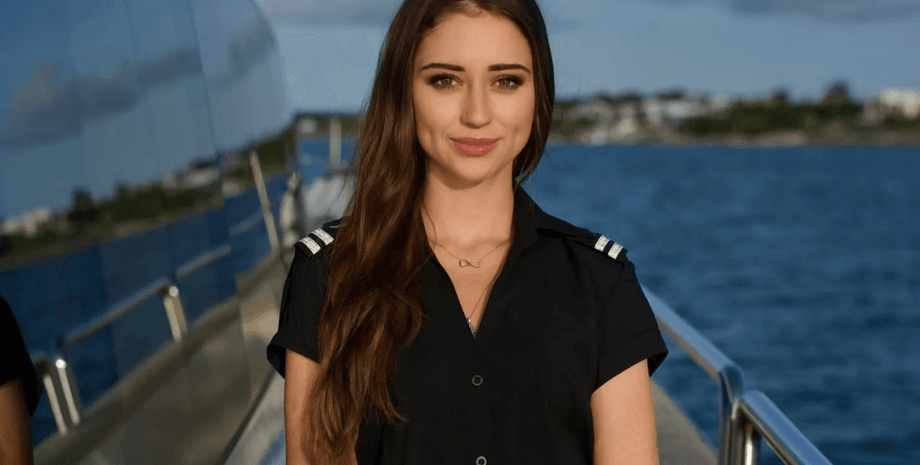 20-річну стюардесу Пейдж Белл було знайдено мертвою на суперʼяхті