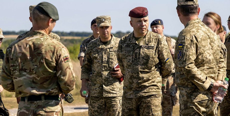 Україна довше навчає щойномобілізованих у Британії, і це нова тактика командування