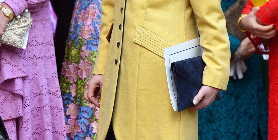 принцесса анна, наряды принцессы анны, модные образы принцессы анны