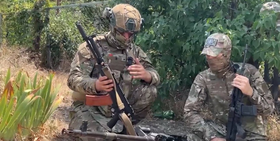 российский спецназ с автоматом КОРД Автомат КОРД