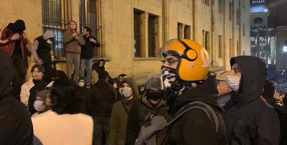 тбилиси митинг, грузия миинг, тбилиси акция протеста, полиция