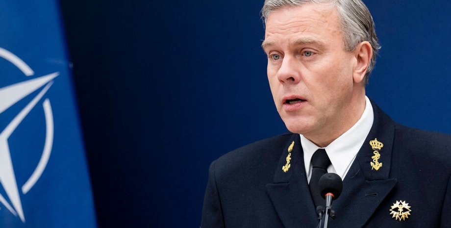 Бауер, НАТО, війна, адмірал