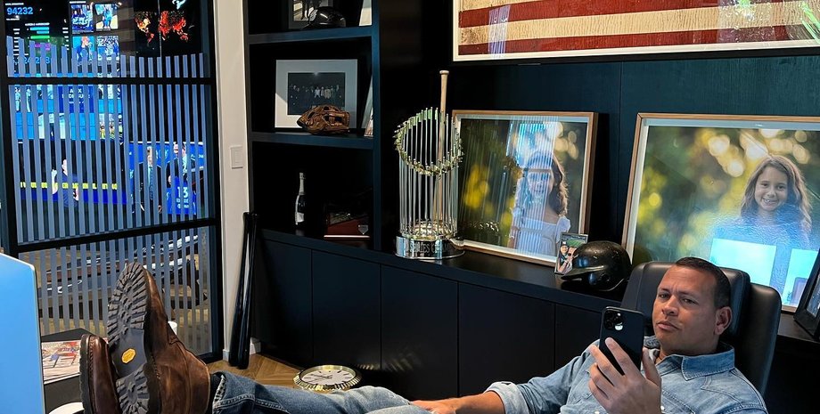 Алекс Родригес