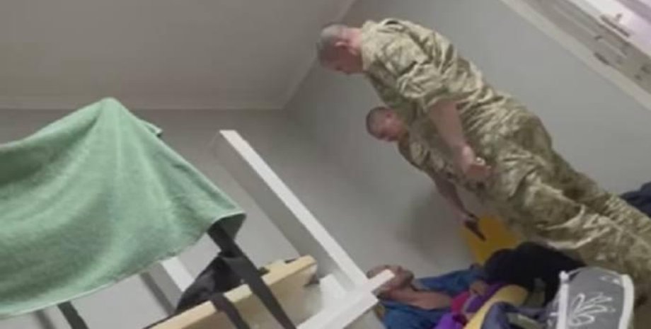 Избиение, мужчины в военной форме, ГБР, расследование ГБР