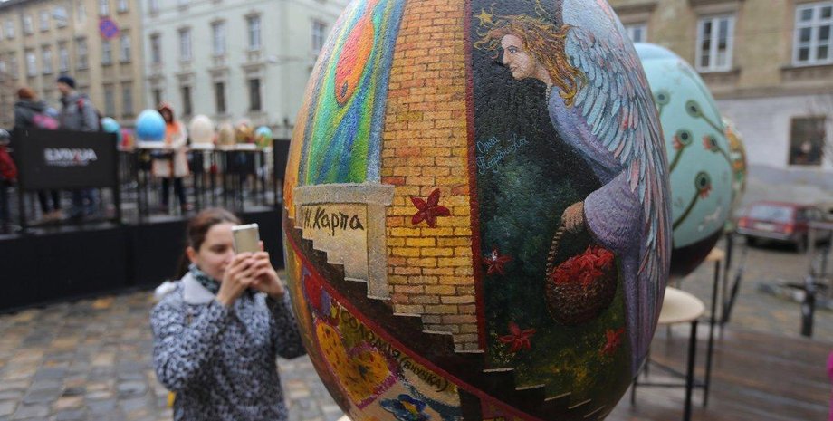 Выставка писанок во Львове