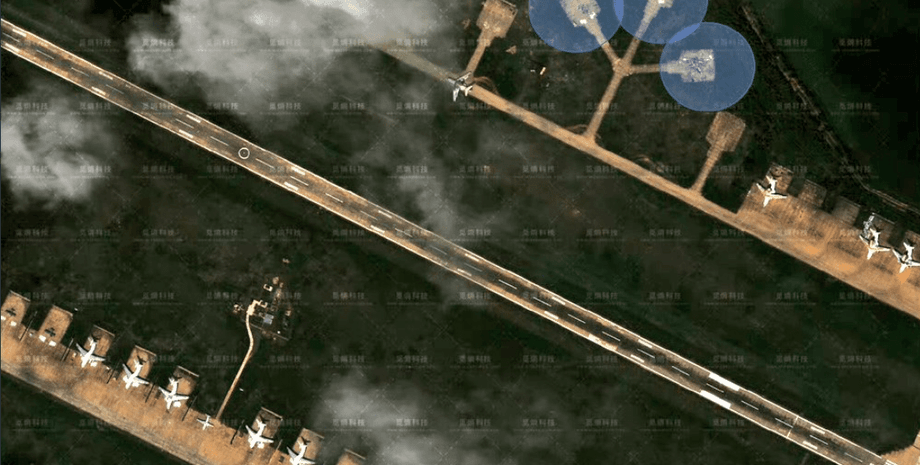 Аэродром Иваново в РФ, российско-украинская война, удары по аэродромам рф, обстрел аэродромов россии, спутниковый снимок