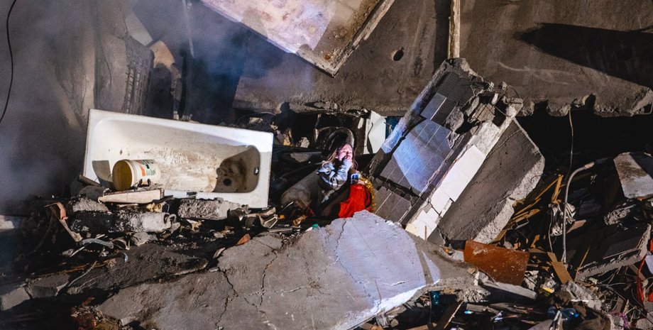 россияне обстреляли днепро, обстрел днепра 14 января 2023 года, кто приказал обстрелять днепро, последствия обстрела днепра, тимошкин