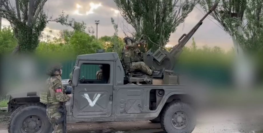 Зенитная установка ЗУ-23-2 на автомобиле