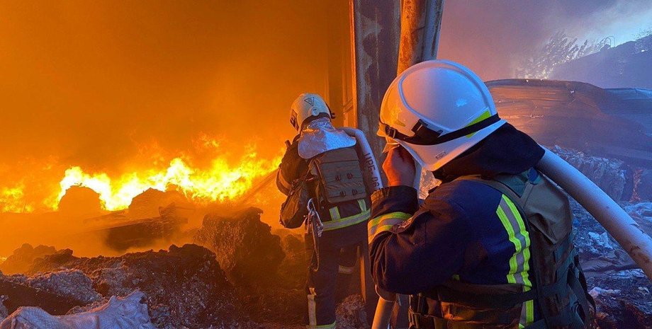 удар по києву, обстріл києва, удар по києву 10 жовтня, дснс київ, рятувальники київ