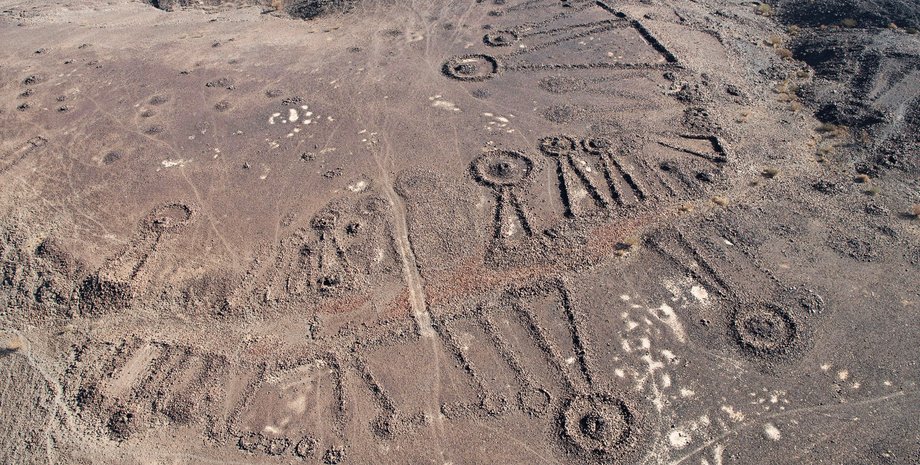 похоронні алеї, поховання, фігури, фото