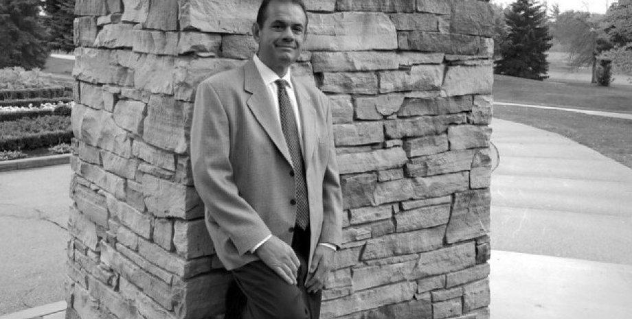 Агент із нерухомості, ріелтор, випив молоко в будинку, штраф, виплатив штраф, втратив клієнтів, нерухомість, робота,