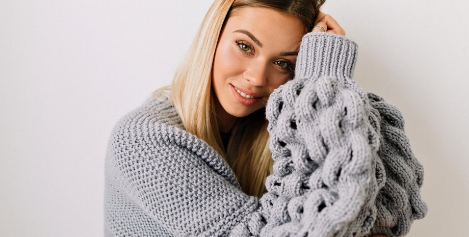 свитер, девушка, стирка