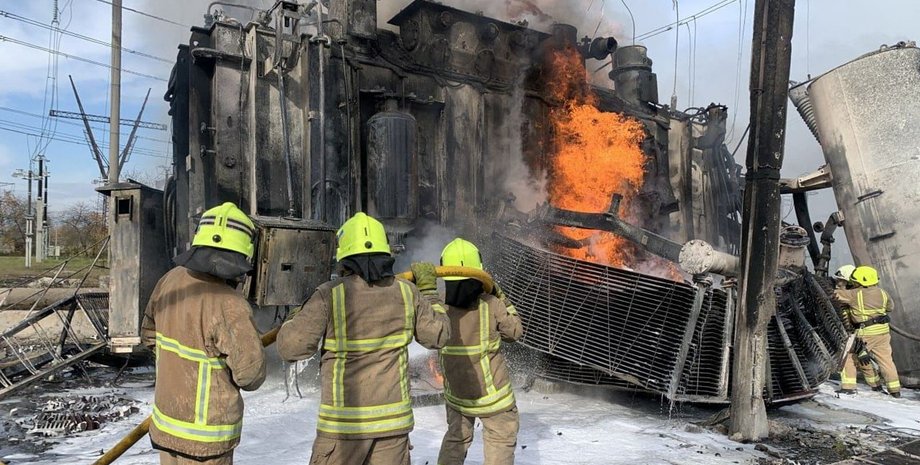 Последствия обстрела объекта энергоинфраструктуры