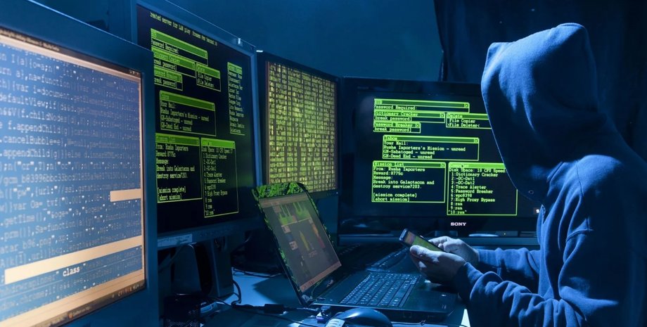 хакер, мониторы, компьютерный код