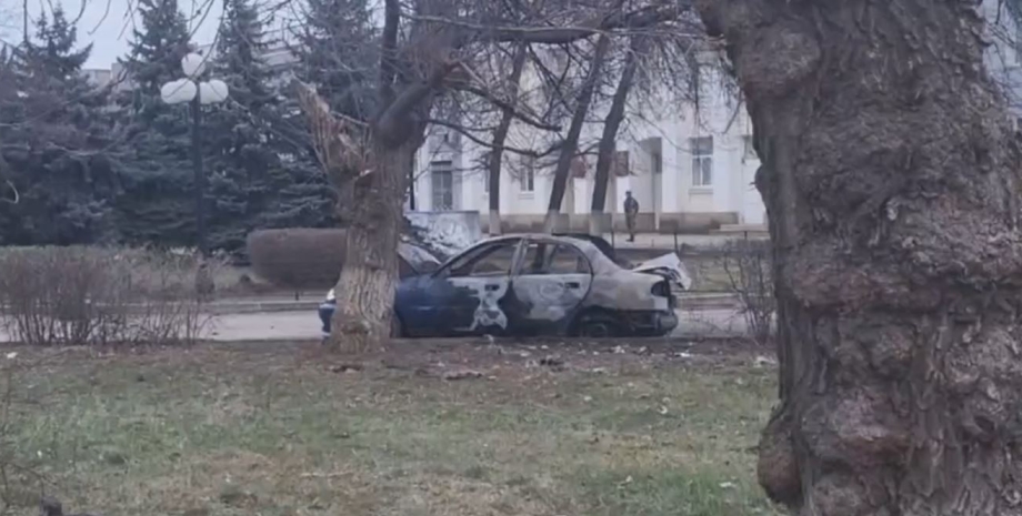 Луганск, взрыв, машина, Олег Попов, фото