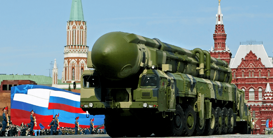 російська ядерна зброя, ядерна зброя ЗСУ рф, кремль, червона площа