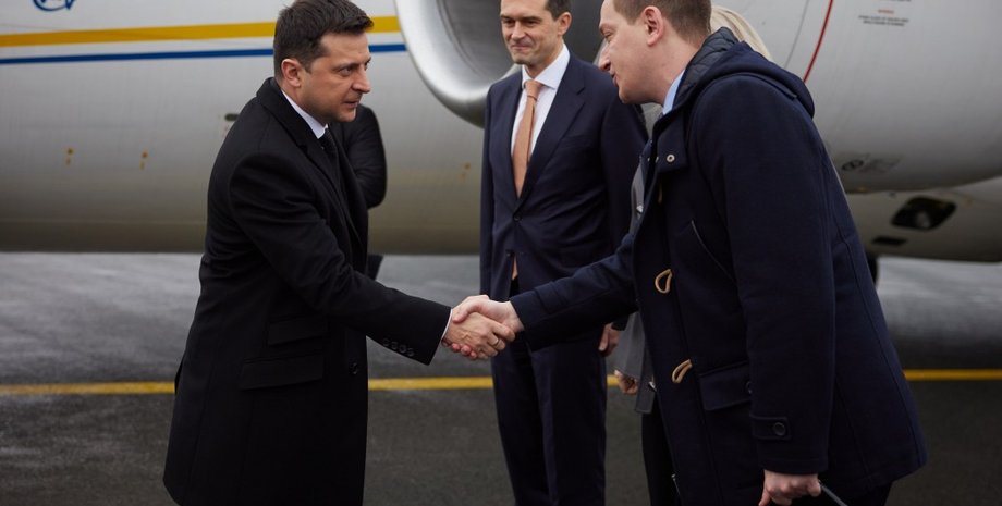 Зеленский прилетел в Брюссель на самолете Минобороны