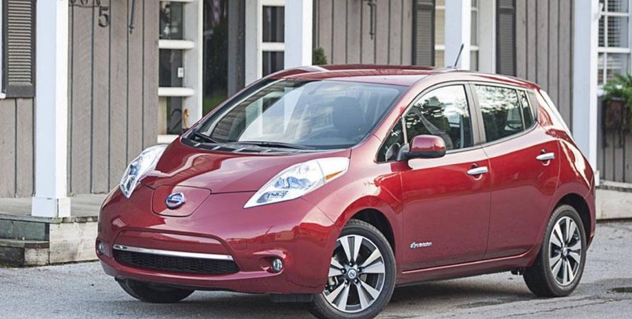 Nissan Leaf, электромобили в Украине, продажи электромобилей, авторынок Украины, купить электромобиль
