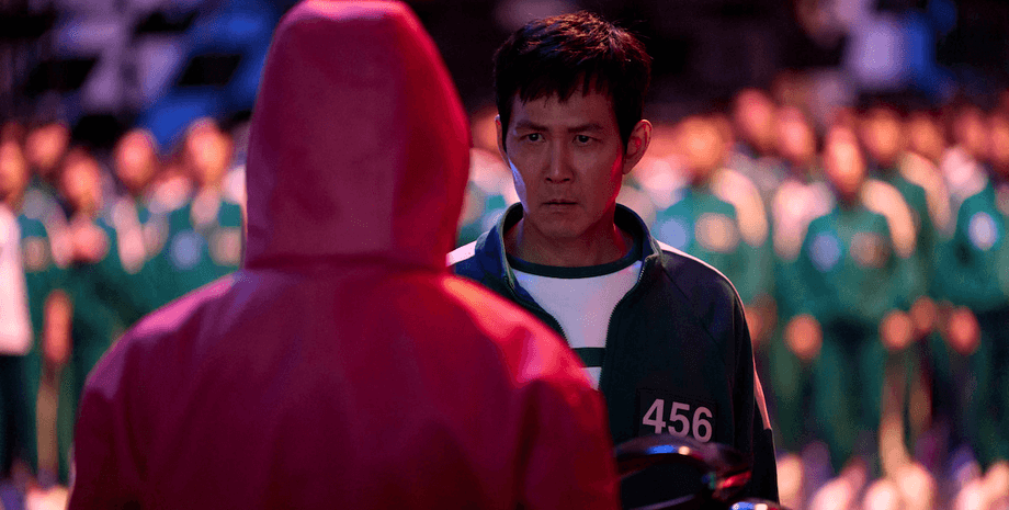 Гра в кальмара 2 сезон, кіноляпа, оператор у кадрі, фінал гри в кальмара, ляпи у серіалах, помилка в серіалі, другий сезон гри в кальмара, 2 сезон гра в кальмара кіноляпа, кіноляпи в серіалах