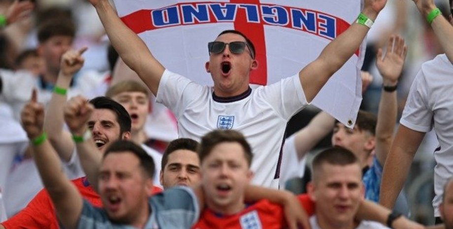 англійські фанати