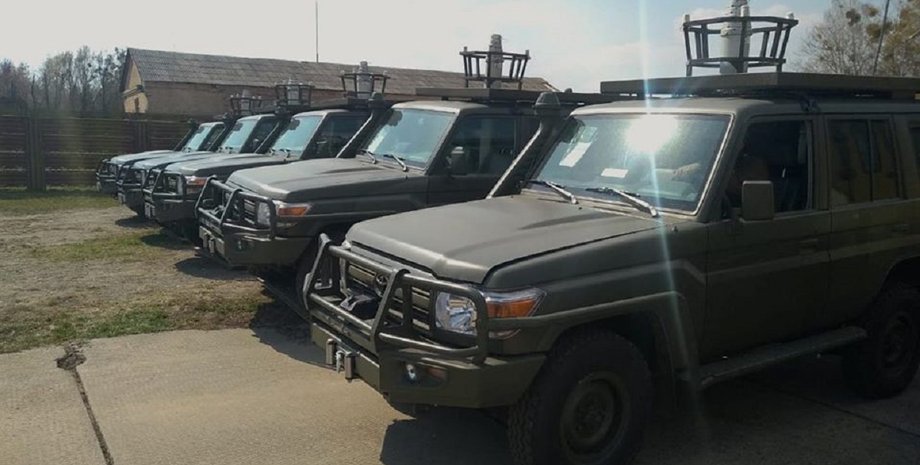 гуманитарная помощь, авто дя армии, авто для ВСУ, растаможка авто, военное положение, конфискованные авто