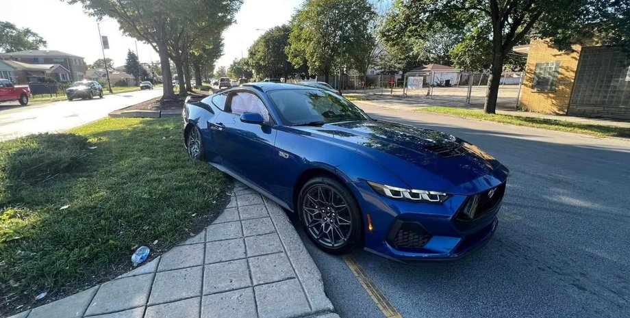 розбитий форд мустанг 2024, Ford Mustang, новий Ford Mustang, Ford Mustang 2024
