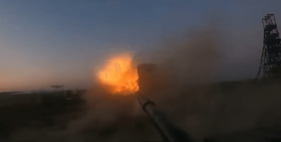 танк ссу выстрел