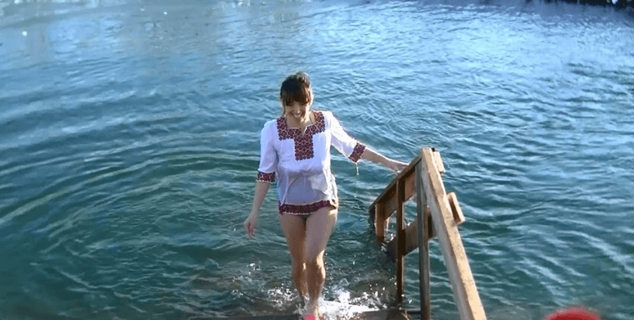 Крещение, купание