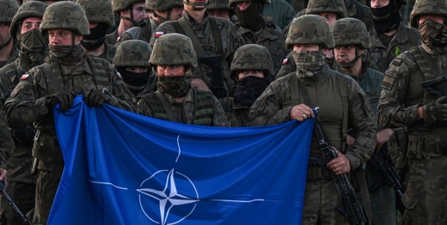 военнослужащие НАТО, солдаты НАТО, НАТО в Европе