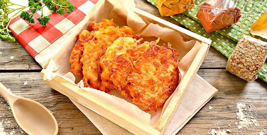 деруни з шинкою, їжа