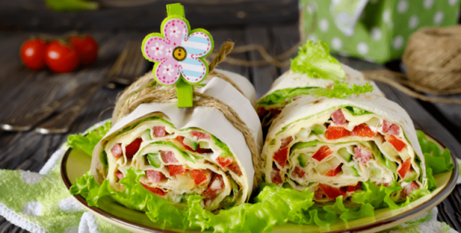 рулет из лаваша лаваш, овощи, ветчина, закуска, перекус, еда, помидоры, зелень, блюдо