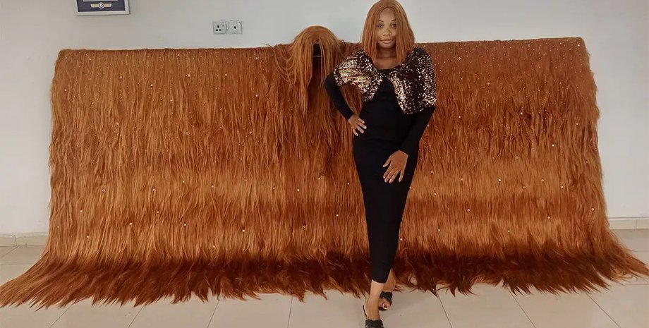 хелен вильям, парикмахер, самый широкий парик в мире, книга рекордов гиннеса, парикмахерша, рекорд