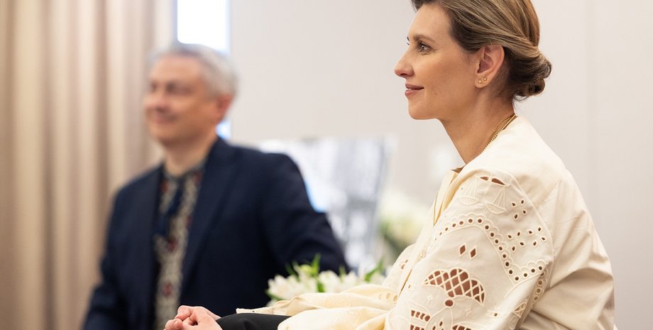 елена зеленская, образ елены зеленской, стиль елены зеленской, наряды елены зеленской, елена зеленская вышиванка, елена зеленская южная корея