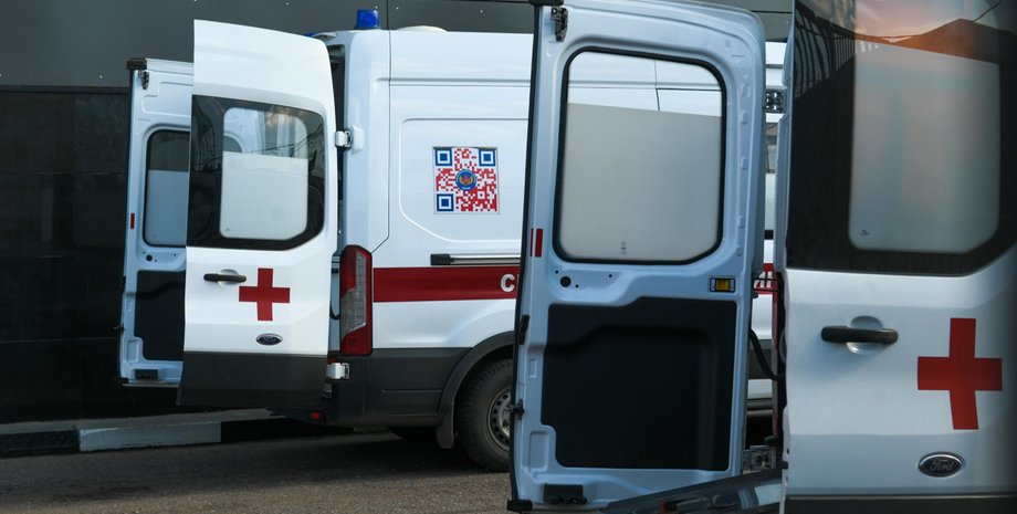 скора россия, скорая москва, скорая помощь, карета скорой помощи, машина скорой помощи,