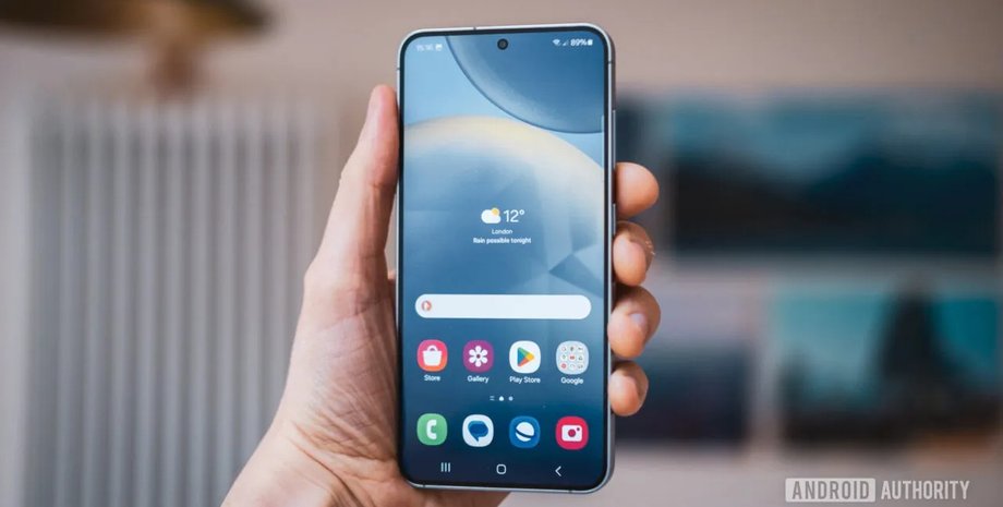 смартфон Samsung Galaxy S24