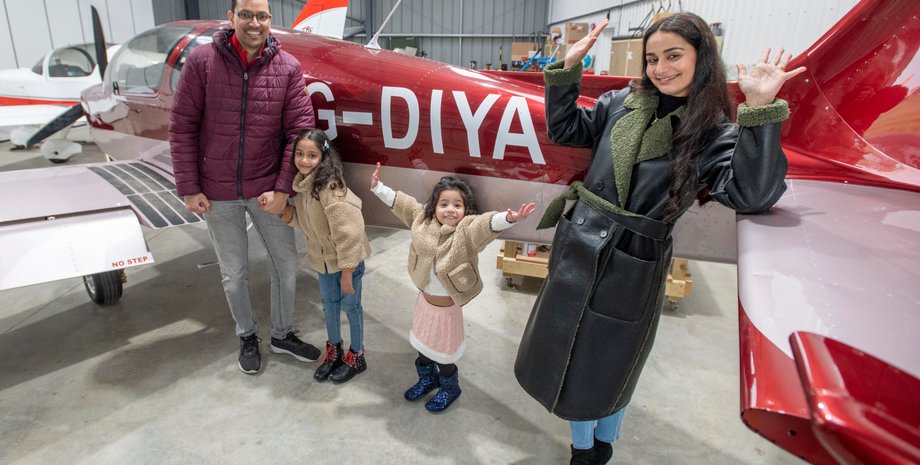 Ашок Алісеріл полюбив літаки після уроку польоту, який дружина купила йому в подарунок на день народження