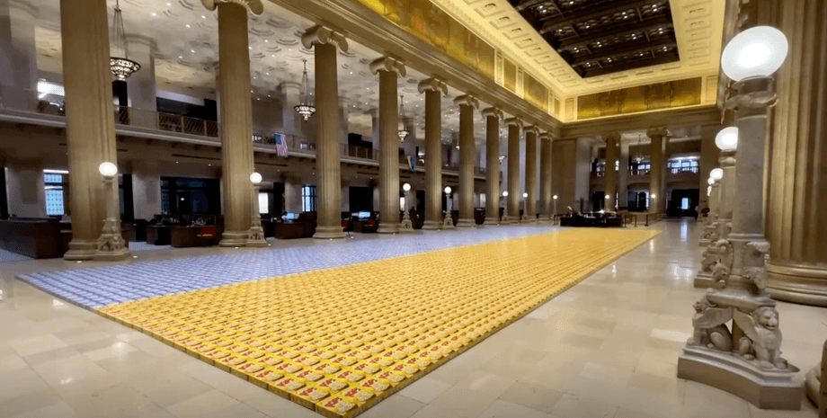 флаг украины рекорд, флаг украины коробки хлопья, флаг украины чикаго рекорд