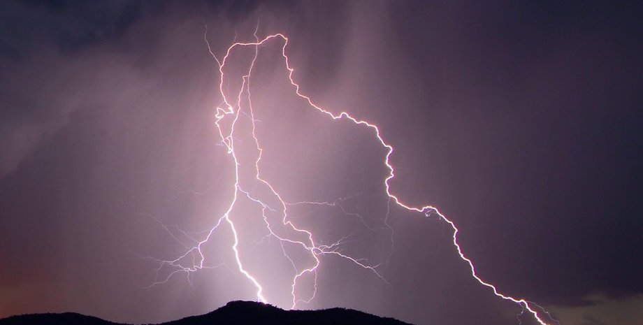 Молния / Фото: dl-digital.com