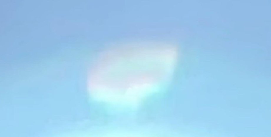 Загадочный объект в небе США, небо, полупрозрачное сияние, воздушный шар, аэростат, НЛО, воздушное пространство,