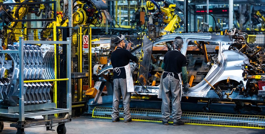 производство автомобилей, автопроизводство, дефицит микрочипов