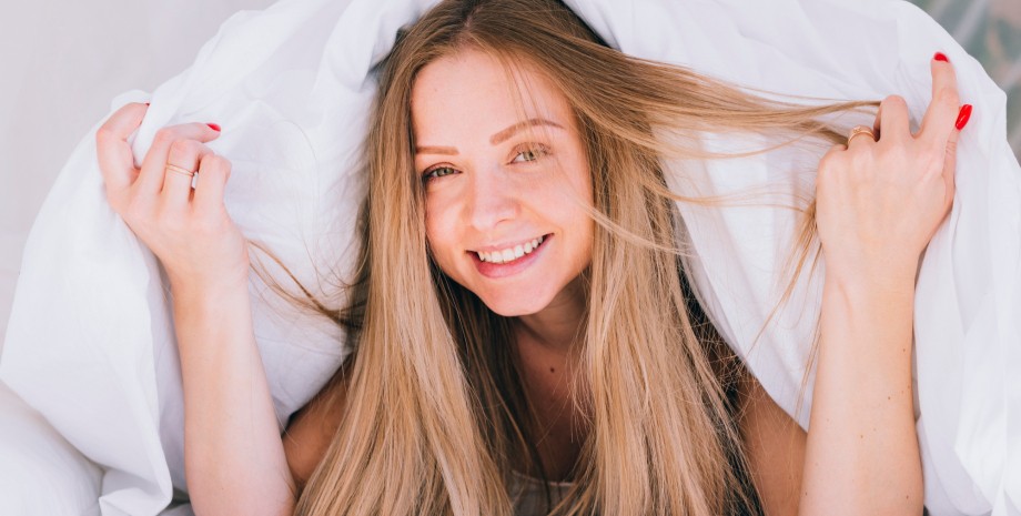 Як захистити волосся під час сну Догляд за волоссям, як захистити волосся під час сну, волосся під час сну