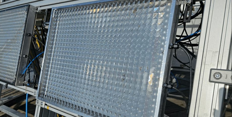 сонячні панелі мікро-CPV нова розробка