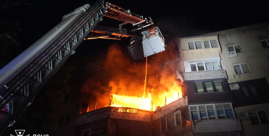 В Одесі горить ринок Привоз