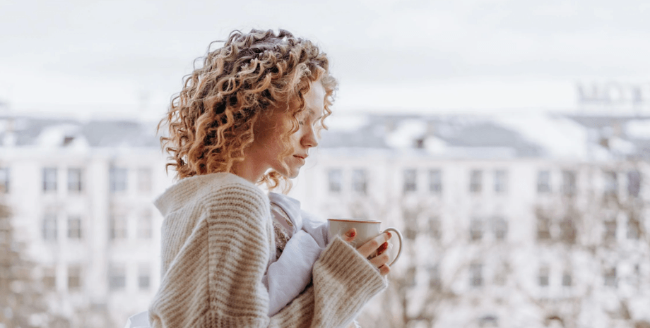 Жінка з чаєм Астрологиня зробила прогноз на 2026 рік