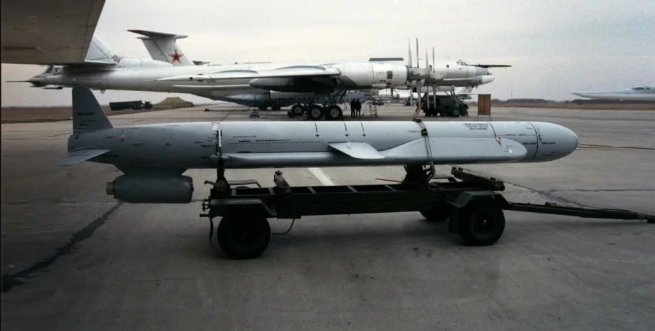 ракета РФ, ракета Х-555, мета, крилата ракета, ракетний обстріл, Х-555 — надточна крилата ракета РФ