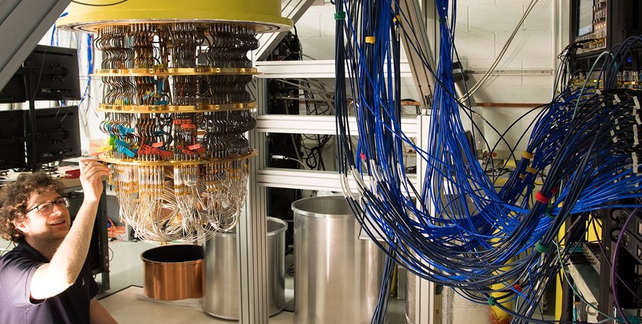 Квантовый компьютер, Google