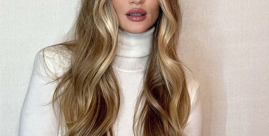 Роузі Гантінгтон-Вайтлі, Роузі Гантінгтон-Вайтлі стиль, Роузі Гантінгтон-Вайтлі донька, Роузі Гантінгтон-Вайтлі стейтем джейсон