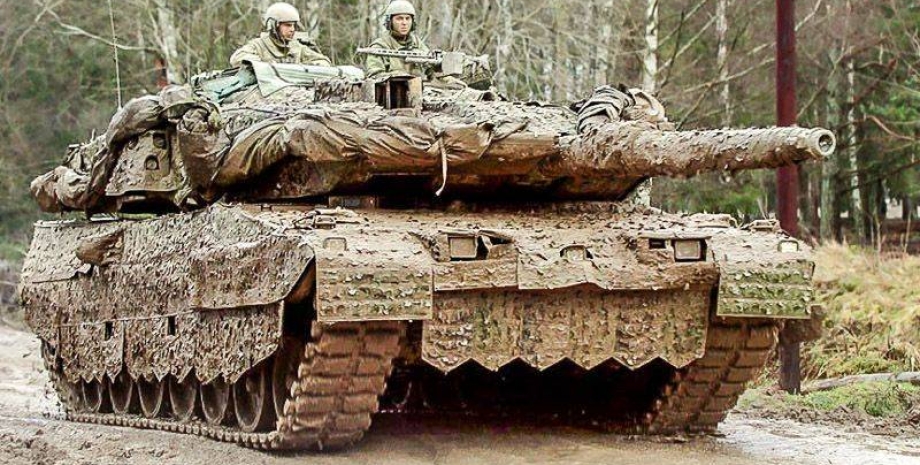 танк Stridsvagn 122