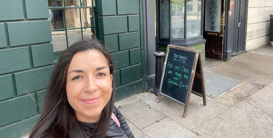 журналистка Ариана Согбари-Шираз